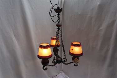 12_Voglau-Lampe08-3armig