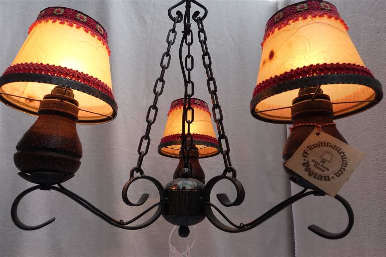 18_Voglau-Lampe08-3armig